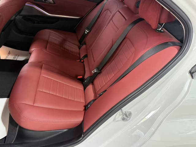 იყიდება 2022 წლის BMW 320i 