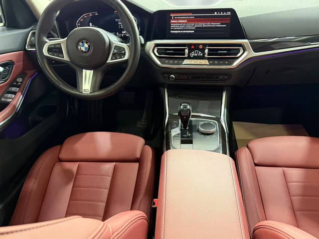 იყიდება 2022 წლის BMW 320i 
