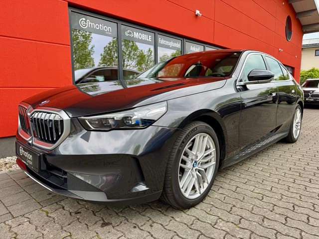 BMW i5 eDrive40
