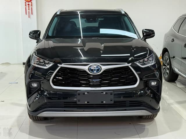 2022 Toyota Highlander Hybrid 2.5L