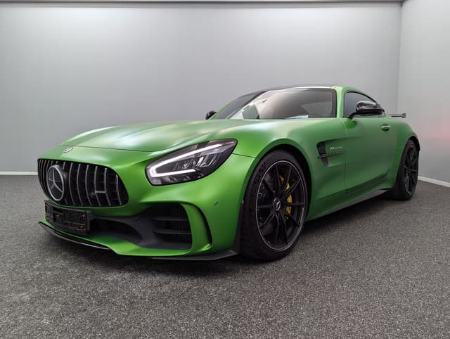 Mercedes-Benz AMG GT R