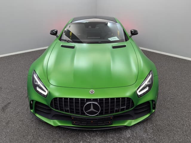 Mercedes-Benz AMG GT R
